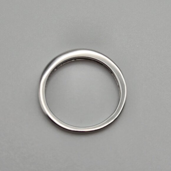 10K White Gold Diamond Band - Picture 6 of 10